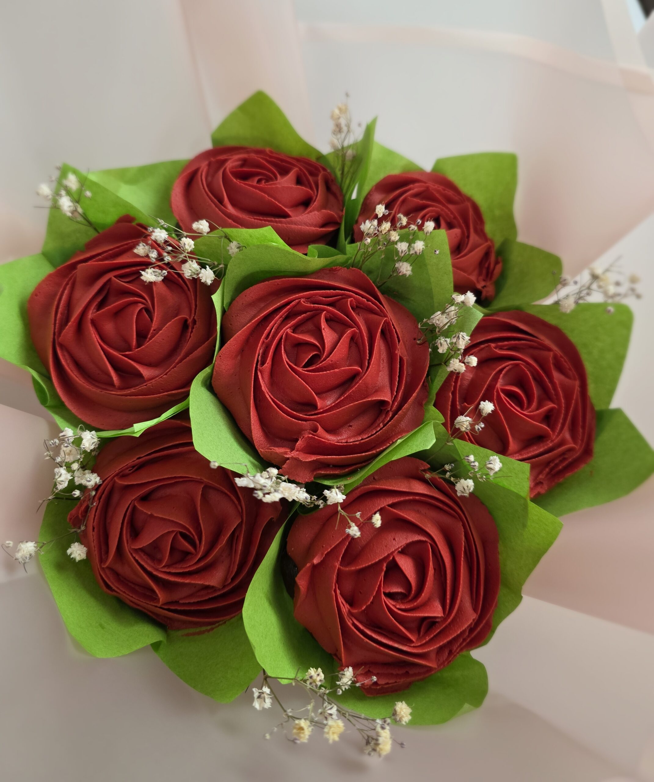 Cupcakes with rose design, cupcake bouquet